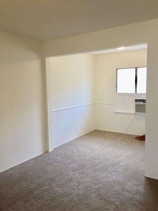 Foto del edificio - 14112 Gilmore St
