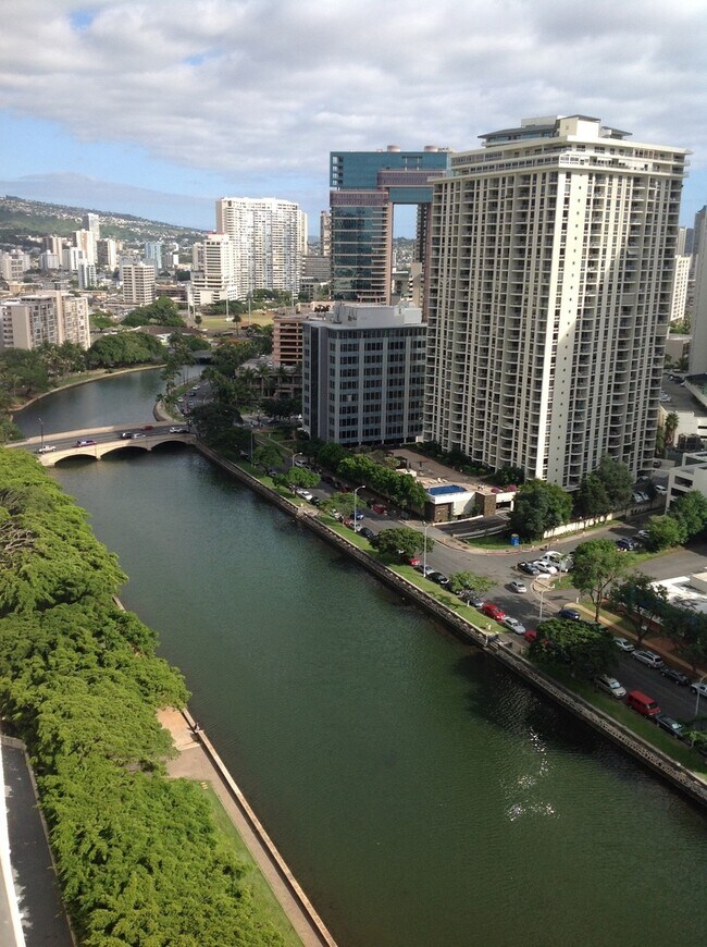 Foto del edificio - One Bedroom Apt, Excellent Location (Elect...