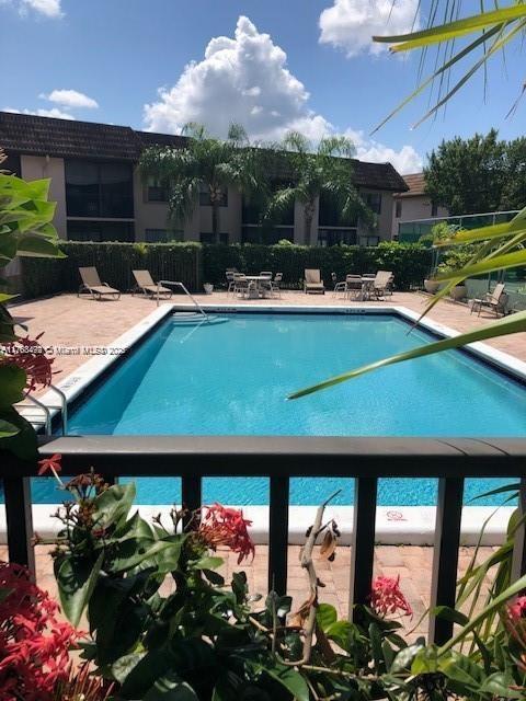 Foto del edificio - 10637 NW 10th St