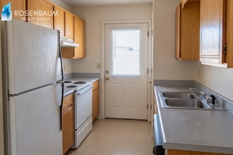 Building Photo - 3213 N Constance Dr