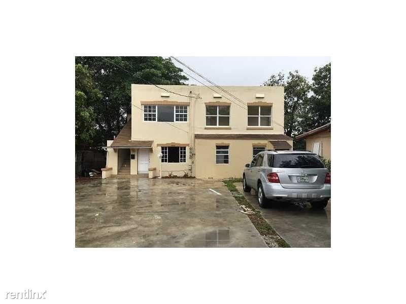 Building Photo - 268 NW 44th St