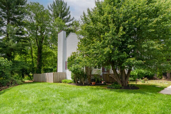 Building Photo - 9515 Quarry Bridge Ct