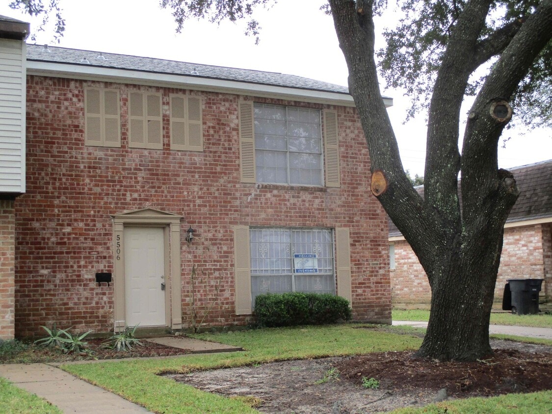 Photo - 5506 DEEP FOREST Dr