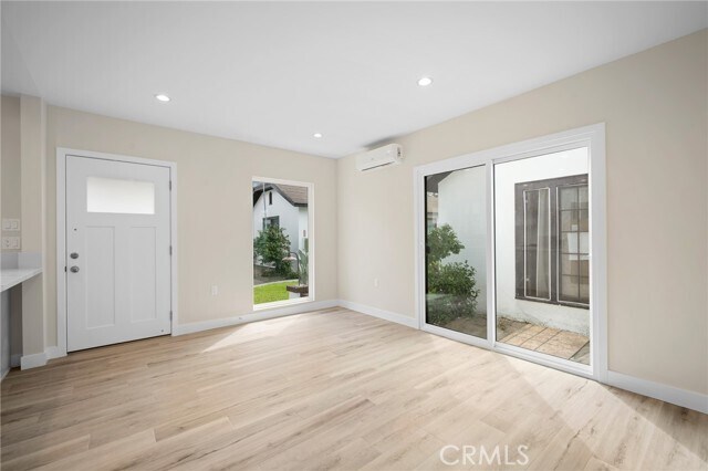 Foto del edificio - 417 Riverdale Dr