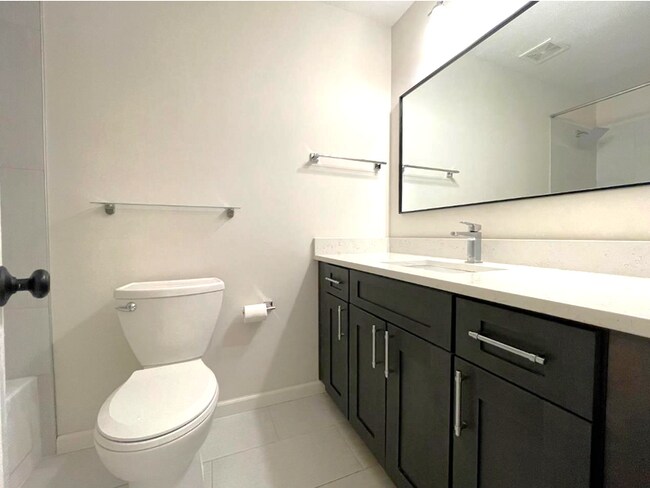 Foto del edificio - 10824 N Campbell St