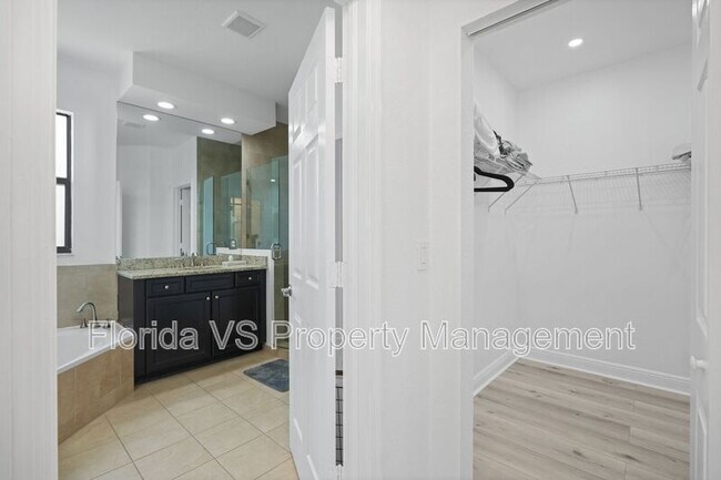 Foto del edificio - 10016 NW 89th Terrace