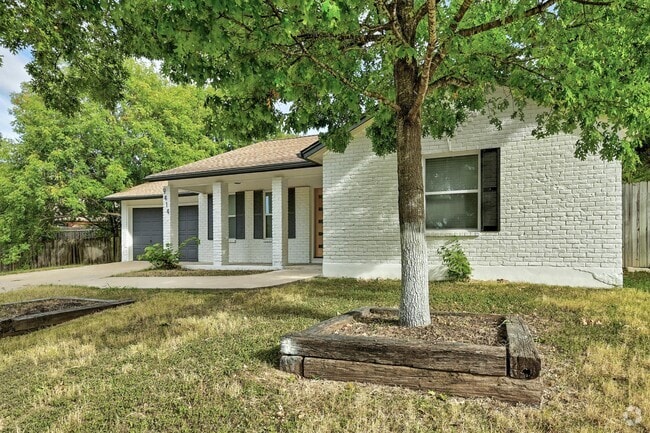 Building Photo - 9414 Meadow Vale