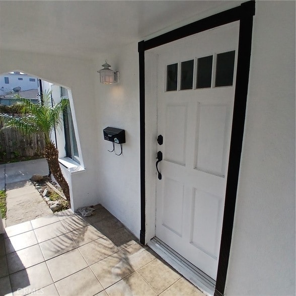 Foto del edificio - 5715 Case Ave