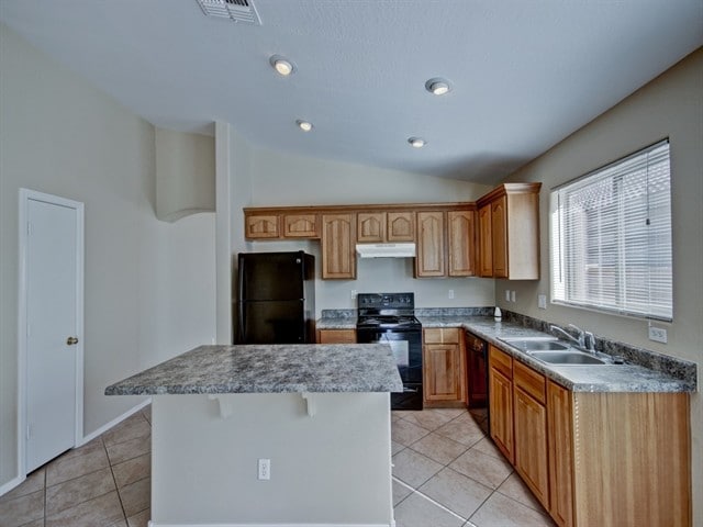 Building Photo - 8110 S 48th Ln