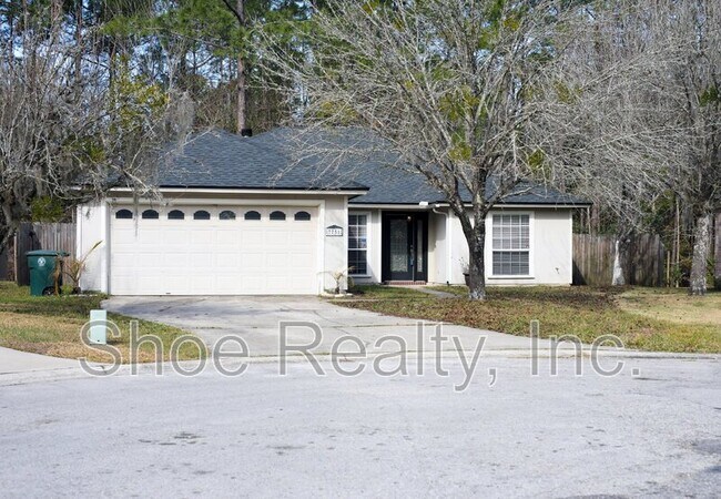 Foto del edificio - 7751 Fawn Lake Dr S
