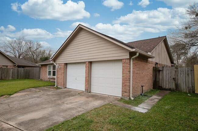 Foto del edificio - 10614 Cobleskill Ln