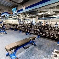 Foto del edificio - 120 Kenilworth Pl