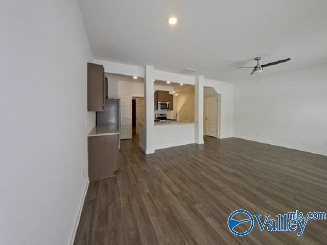 Foto del edificio - 6154 Taramore Ln NW