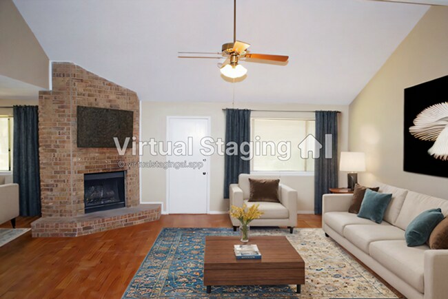Building Photo - Great Location in Bedford!