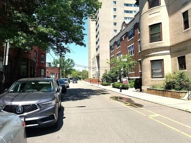 Foto del edificio - 119 Park St