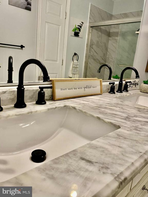 Foto del edificio - 2604 Molton Way