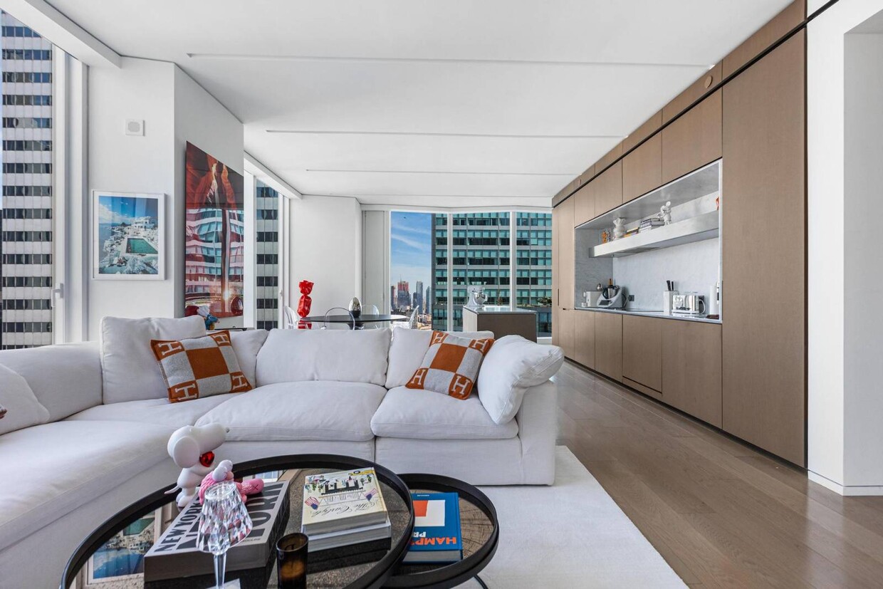 Foto principal - 100 E 53rd St