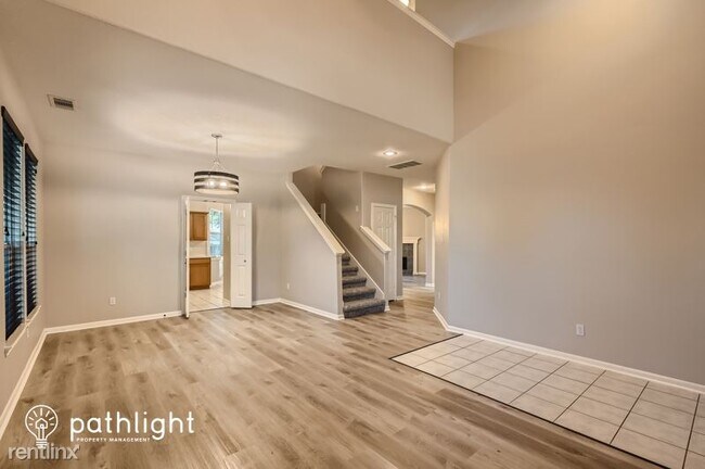 Foto del edificio - 3 br, 2.5 bath House - 987 Oak Lynn Drive ...