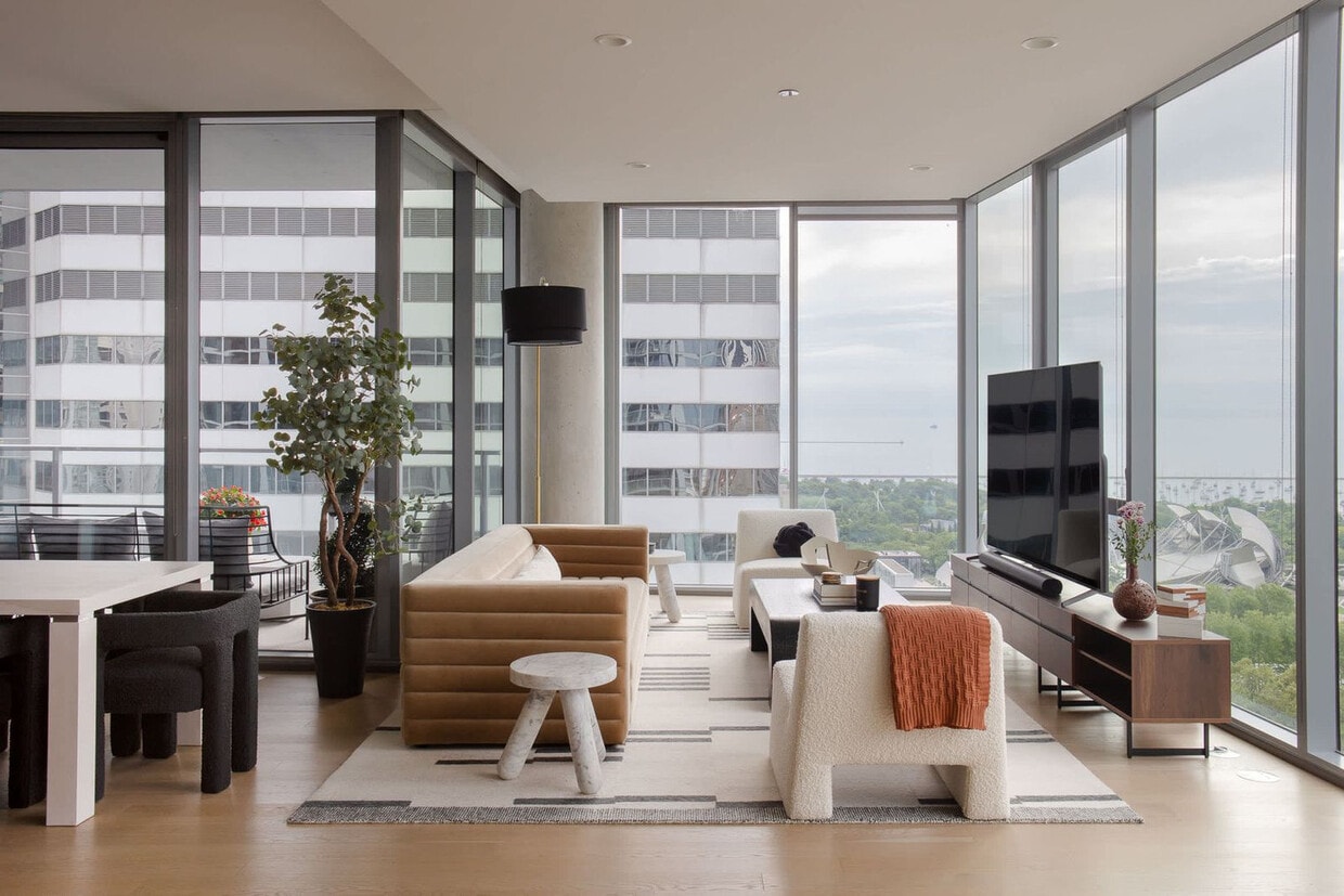 Foto principal - 60 E Randolph St