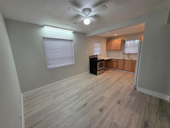 Foto del edificio - 1739 Jackson St