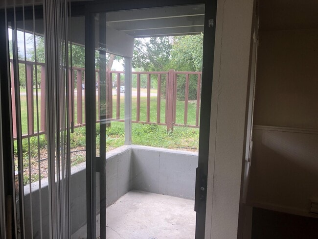 Foto del edificio - 4501 E Boardwalk Dr