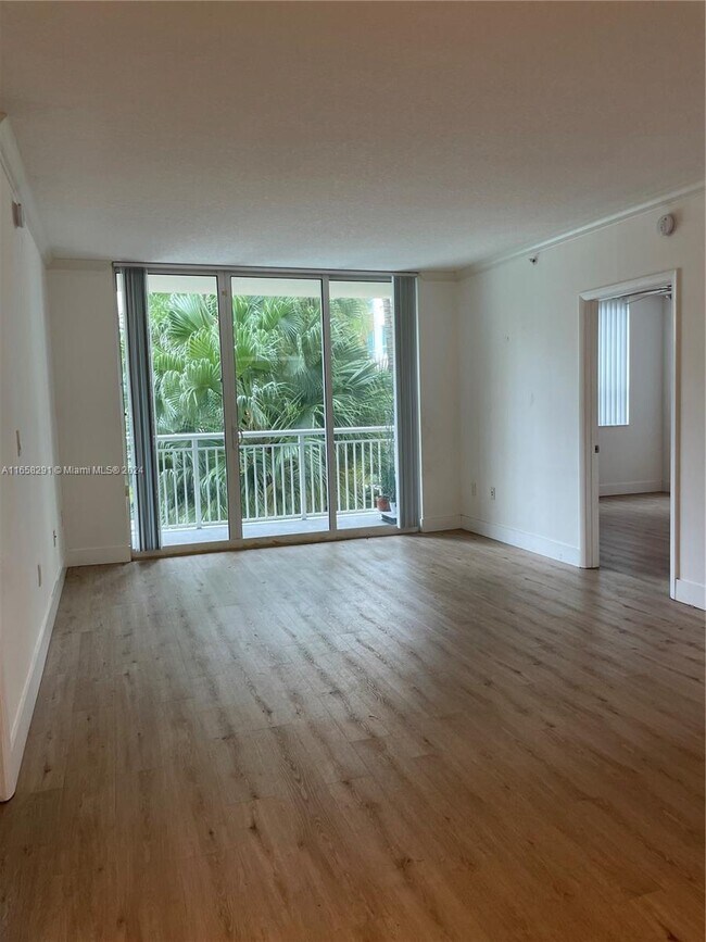 Foto del edificio - 2000 N Bayshore Dr