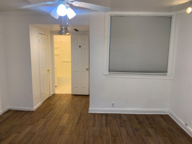 Foto del edificio - 1852 5th St NW