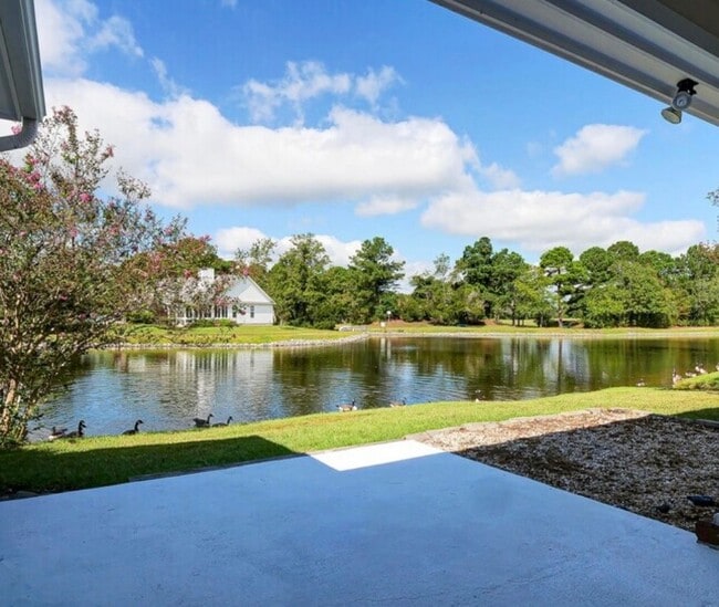 Building Photo - 3023 Remington Dr