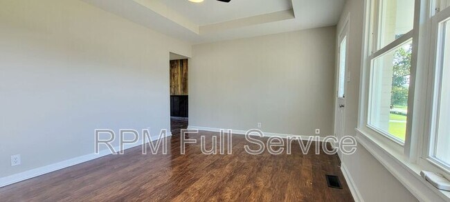 Building Photo - 5137 Old Rome Pike