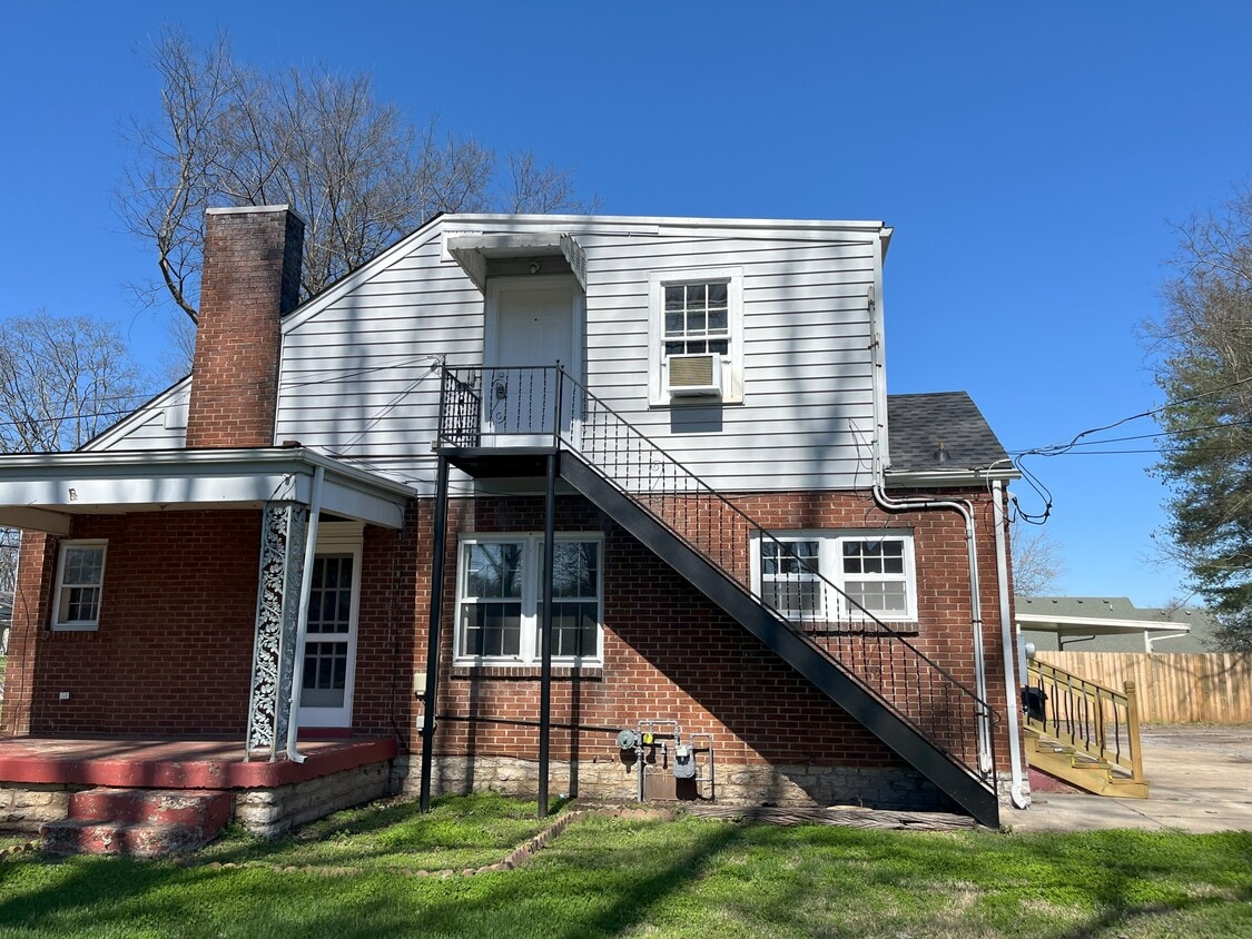 Photo - 502 Kingwood Dr (Murfreesboro, TN)