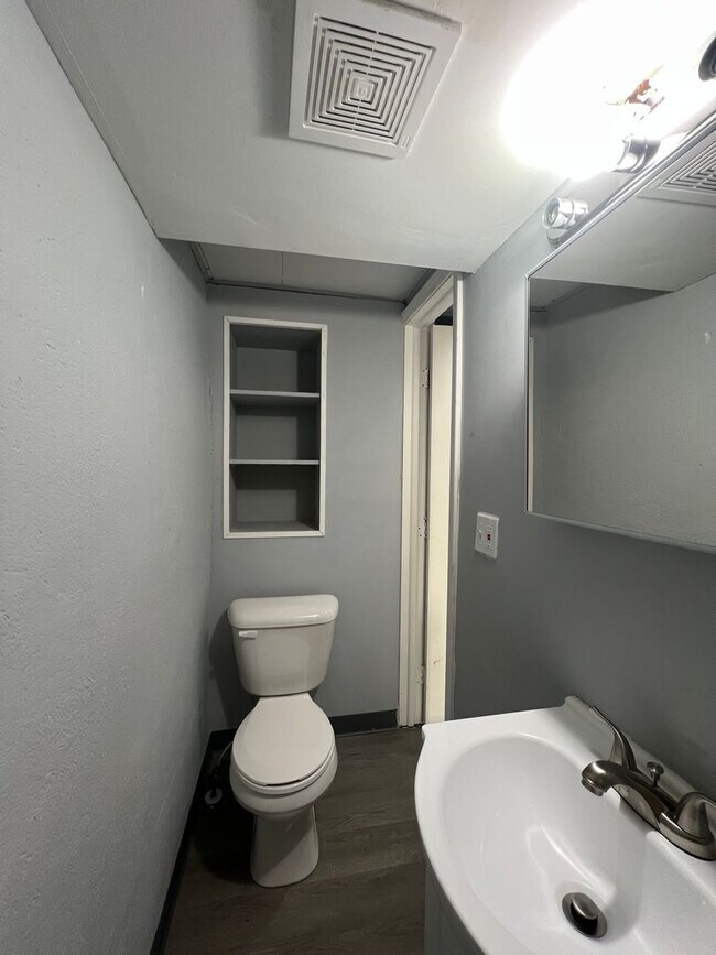 Foto del edificio - 408 N Wayne St