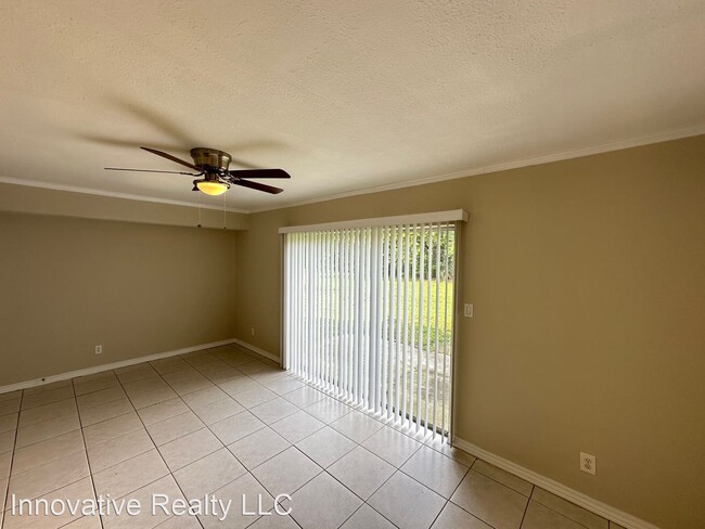 Building Photo - 2 br, 2.5 bath House - 7449 Daniel Webster...