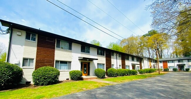 Building Photo - 1570 Memorial Drive