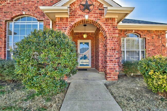 Foto del edificio - 4424 Maple Shade Ave