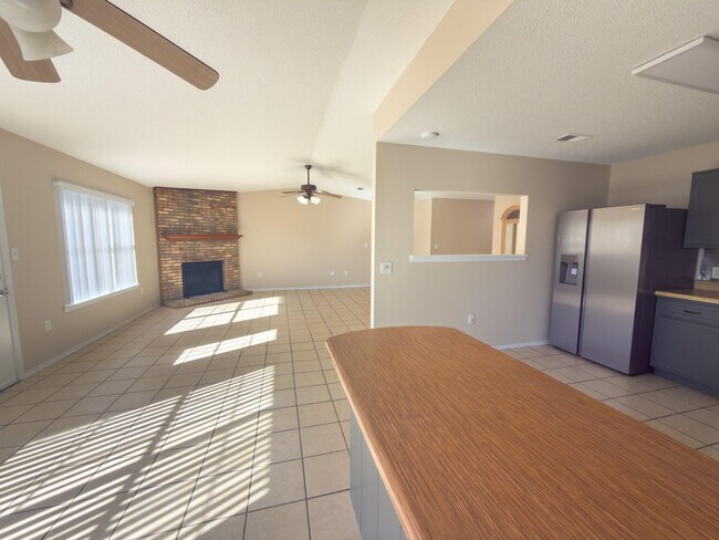 Foto del edificio - 2109 Bellmeade Cir