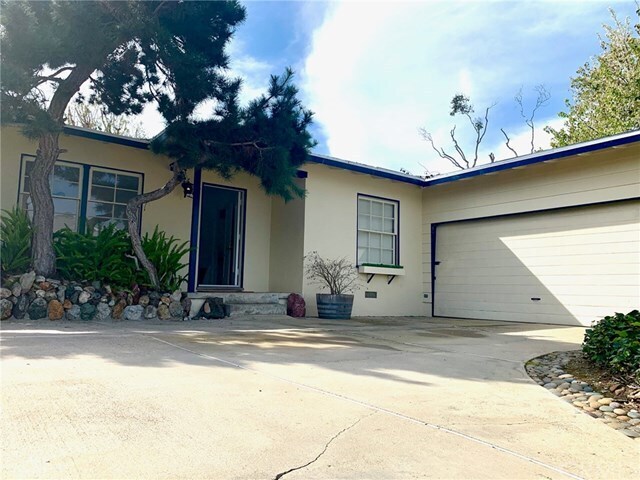 Foto principal - 700 St James Rd