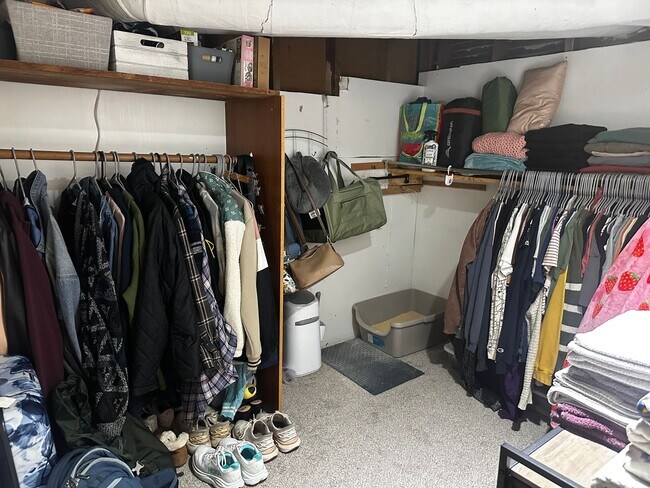 Foto del edificio - 2118 7th Ave