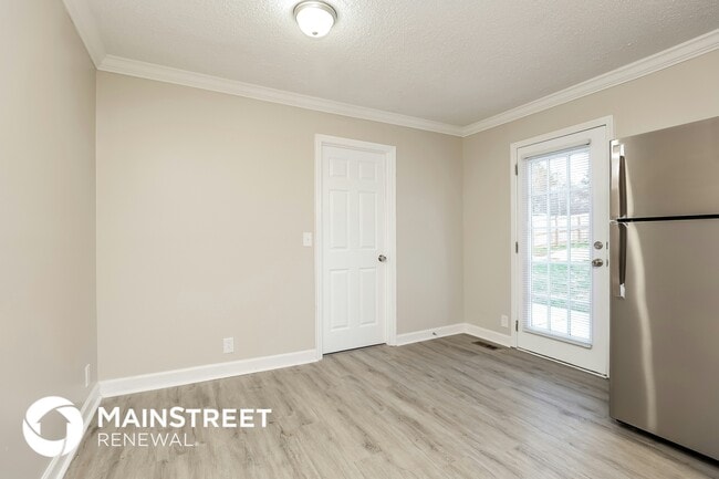 Building Photo - 7901 Chester Rd