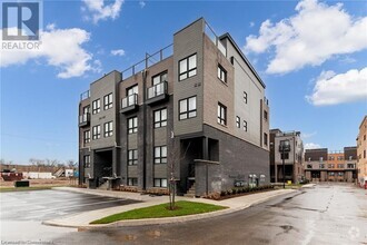 Building Photo - 6705 Cropp St