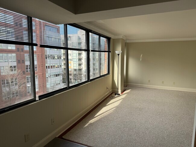 Foto del edificio - 1245 13th St NW
