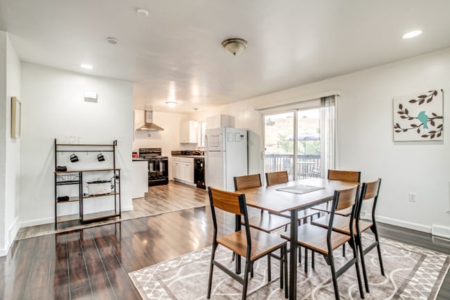 Photo - 1320 Youngfield St House