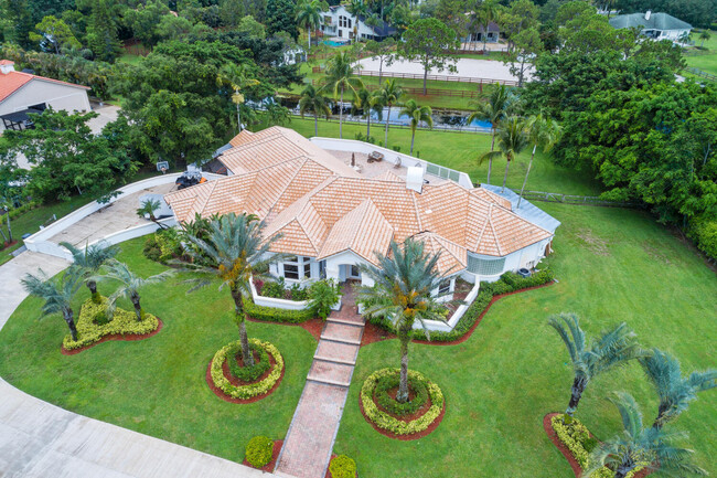 Building Photo - 14362 Wellington Trace