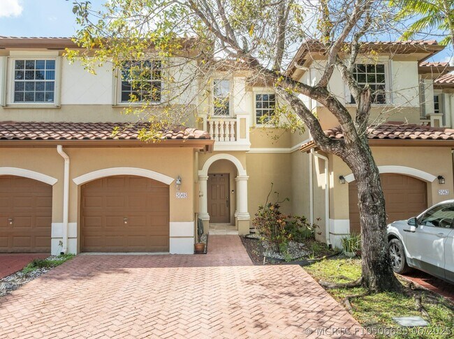 Foto del edificio - 5048 SW 136th Ave