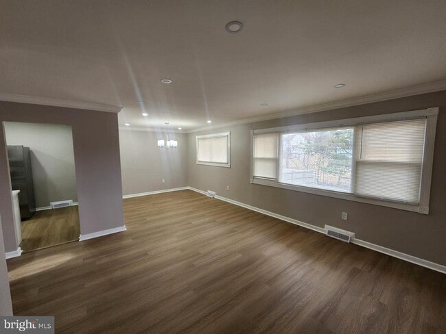 Foto del edificio - 1025 Kingsbury Rd