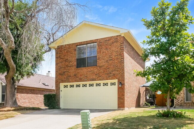 Building Photo - 1378 Chinaberry Dr