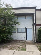Building Photo - 3924 Crayrich Cir