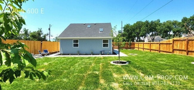 Foto del edificio - 290 N 600 E