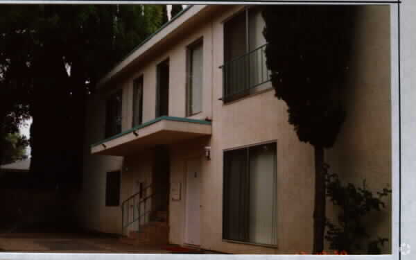 Building Photo - 7453 Franklin St