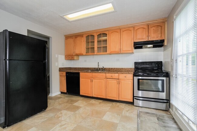 Foto del edificio - 2961 Spruceway Dr
