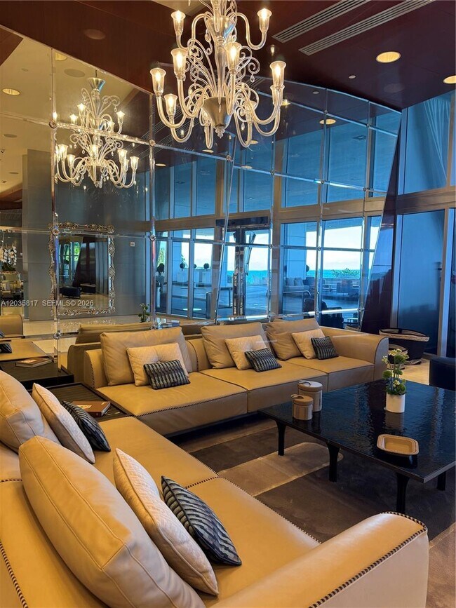 Foto del edificio - 17121 Collins Ave